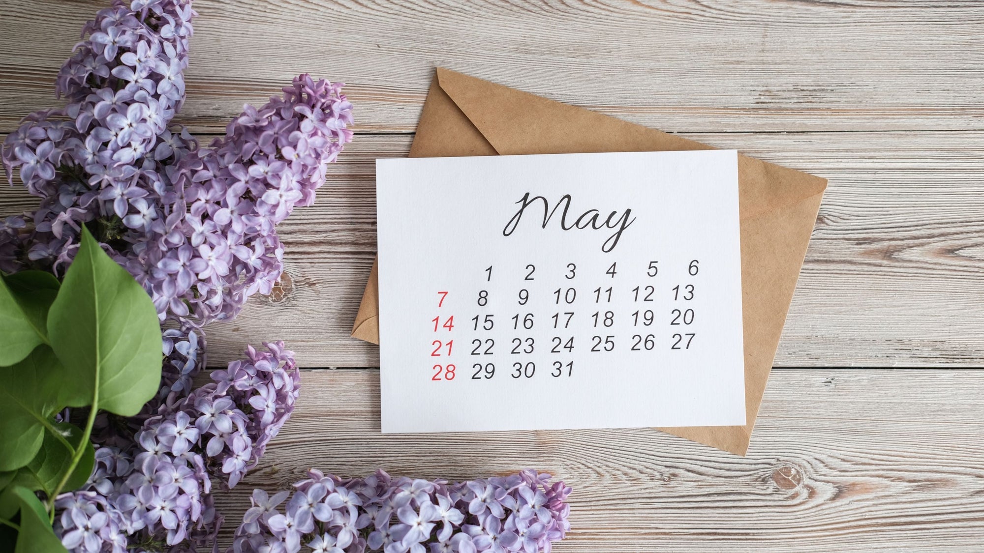 How to Reflect on Your Month (Without the Pressure!)