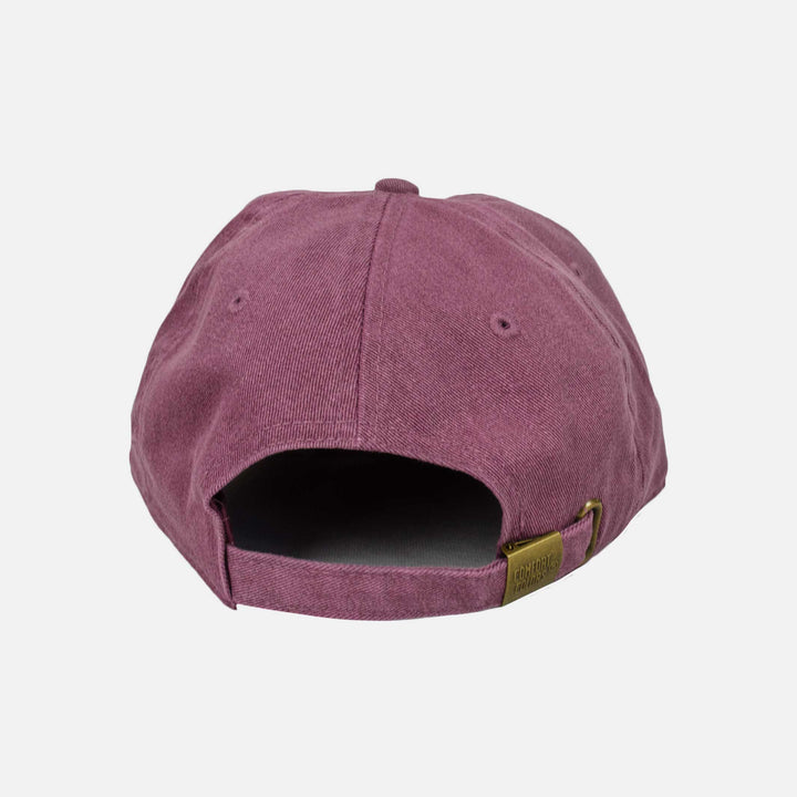 Back of the vineyard colored hat with define embroidered brandmark #color_vineyard